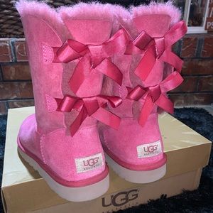 Ugg Bailey Bow